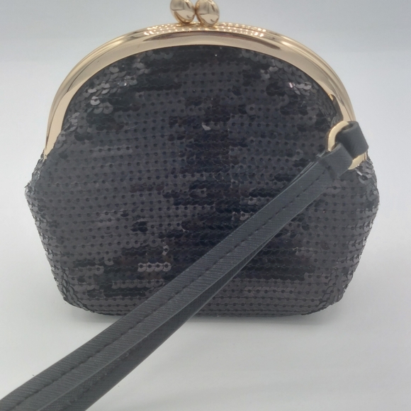 Kate spade Salins's Place Posie Black Squined Wristlet - Picture 3 of 5